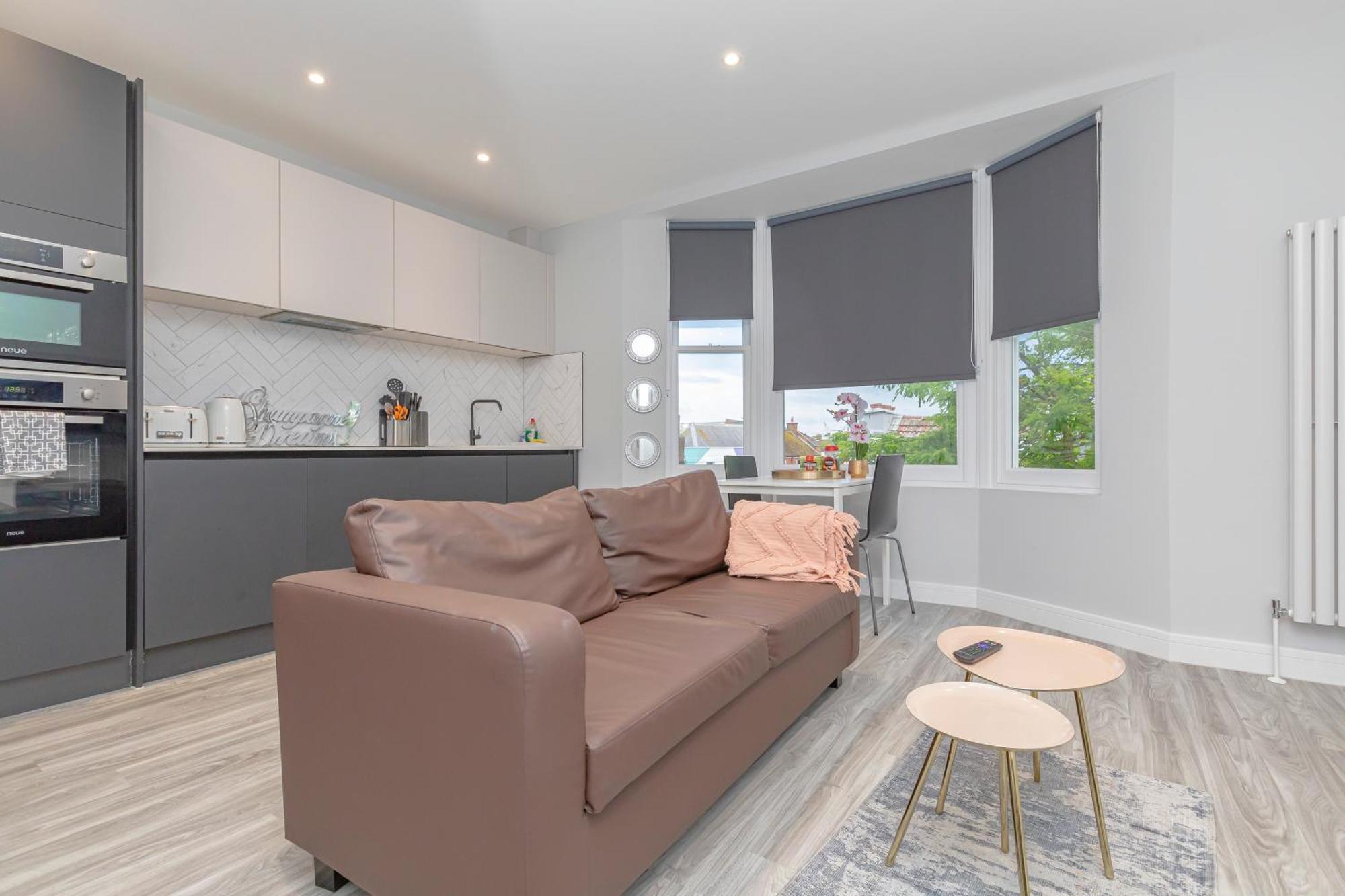 Flash Sales Offer - Any Week Day No Minimum Night Restrictions Brighton City Centre Seafront 1 Bedroom Flat Bn133Duk02 Kültér fotó